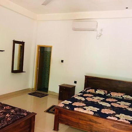 Punkalasa Tourist Lodge アヌラーダプラ エクステリア 写真