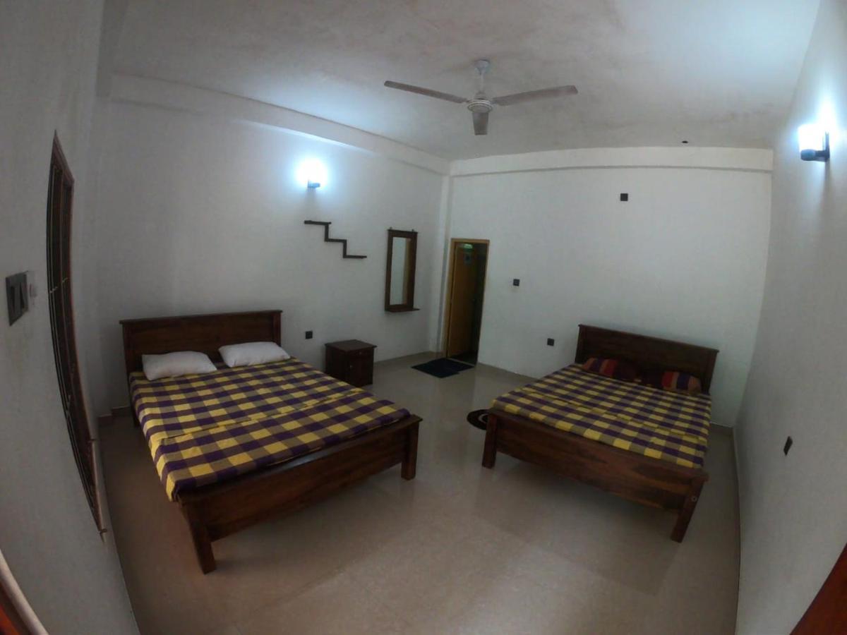 Punkalasa Tourist Lodge アヌラーダプラ エクステリア 写真